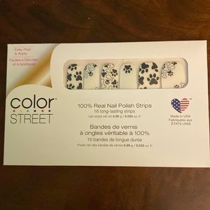 COLOR STREET 100% Nail Polish Strips “Party Paws”